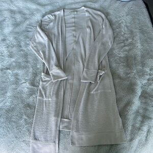 Abercrombie & Fitch Soft and Cozy Long Cardigan (Women's Small)
